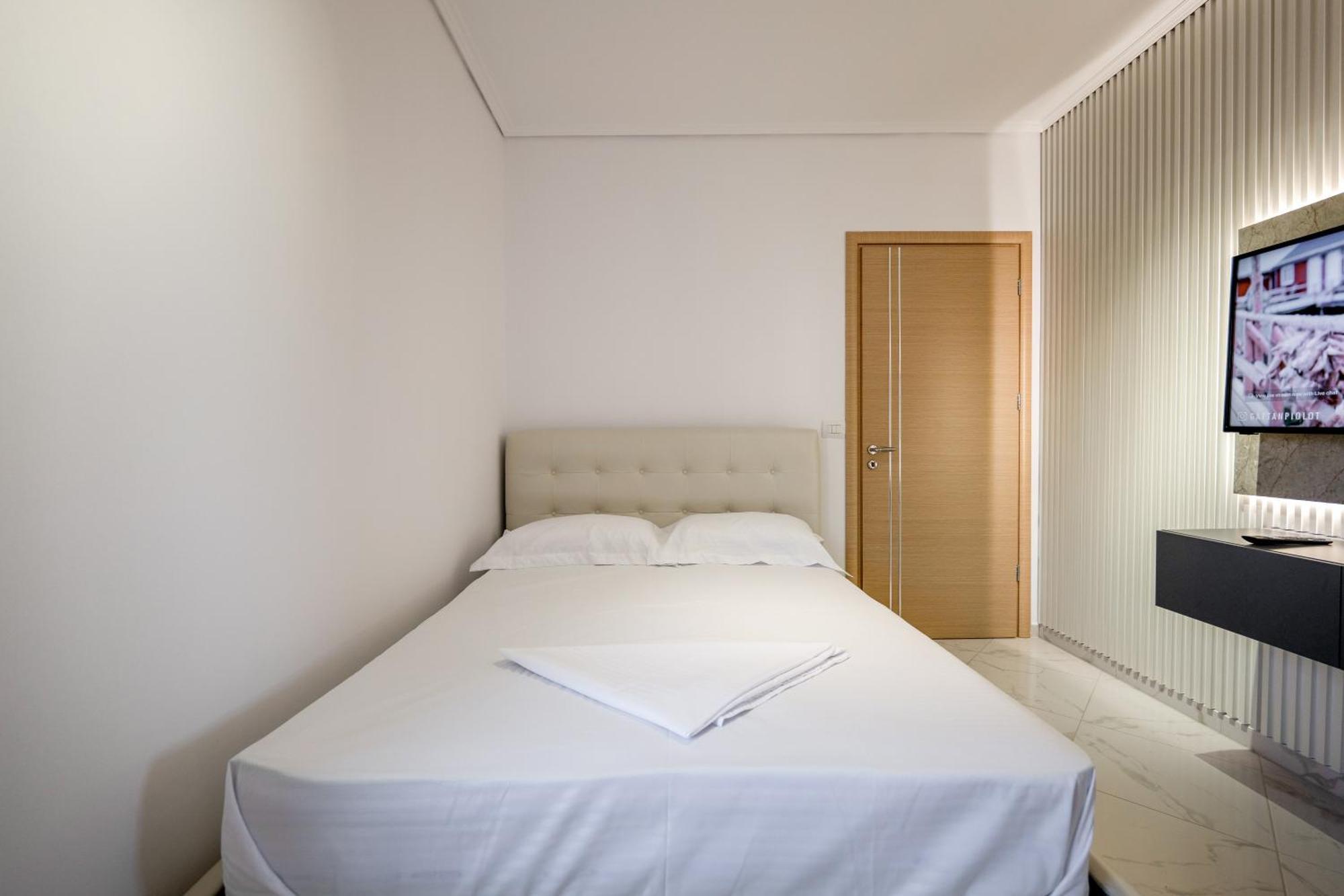 Mato Luxury Apartments Sarandë Buitenkant foto